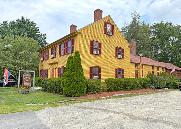 The shop is in four buildings, all connected, bursting at the seams with antiques. Antique Associates at West Townsend (AAAWT) is located at 473 Main Street in West Townsend, Massachusetts.