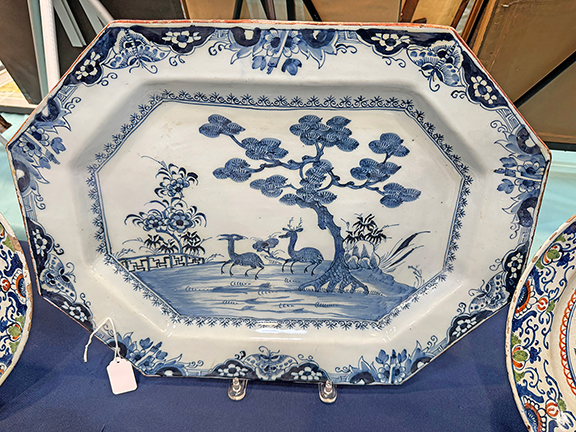 A 18th-century Irish platter, 20&frac12;