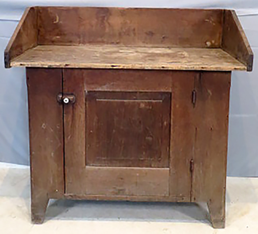 Barn surface early bucket bench