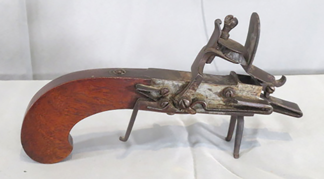 Flintlock tinder lighter