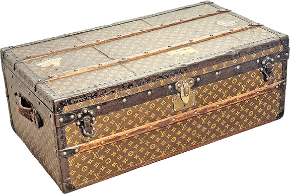 This early 20th-century Louis Vuitton canvas cabin trunk, 13