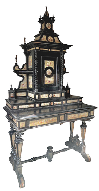 Limoges Panel Clock Desk