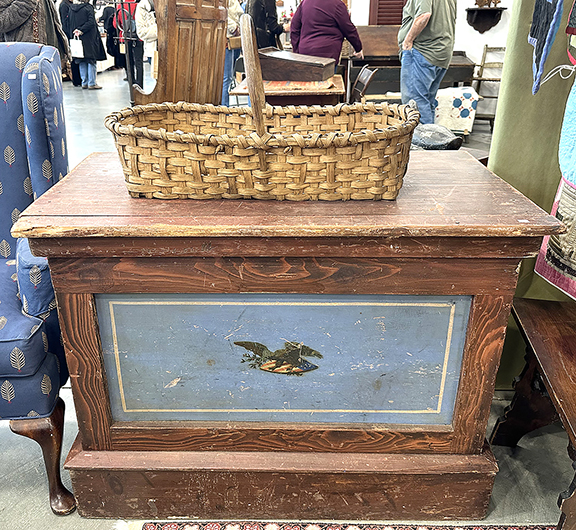 Grain-painted counter, with wear to the eagle decal, 31½