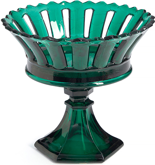 This emerald pressed glass footed fruit basket, 8½